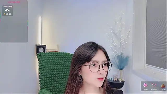 Natasha2025 online show from 11/12/25, 05:02