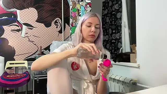 Snapshot of yunasuka chatting on 02/02/25, 06:10 yunasuka online show from 02/02/25, 06:10