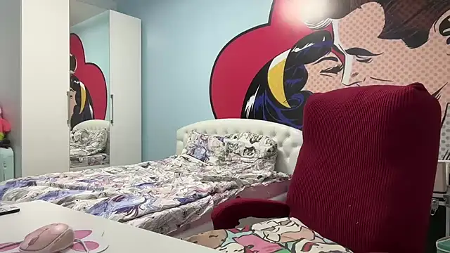 Snapshot of yunasuka chatting on 02/14/25, 03:00 yunasuka online show from 02/14/25, 03:00