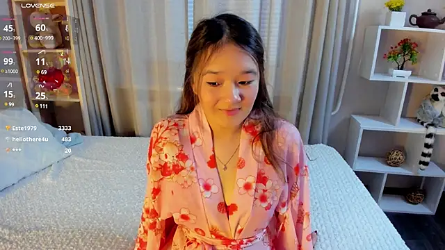 Maekko online show from 03/13/25, 01:18