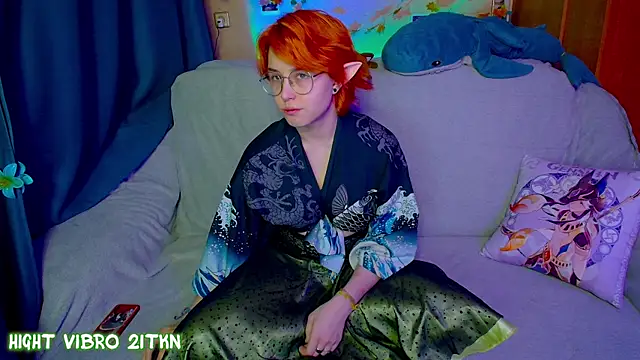 TrickyKitsune online show from 12/01/25, 02:55