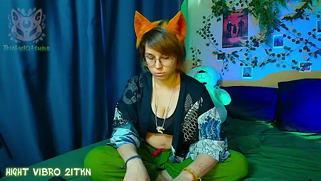 Snapshot of TrickyKitsune chatting on 05/23/26, 03:05 TrickyKitsune online show from 05/23/26, 03:05