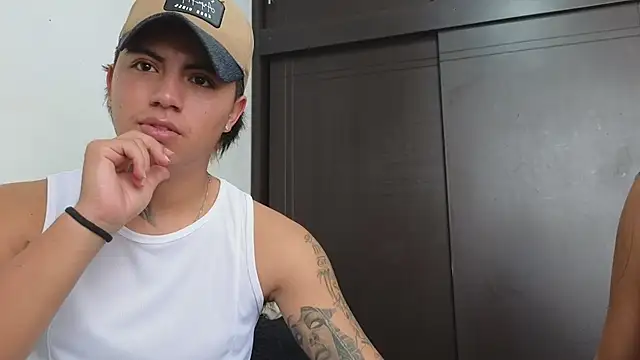 Thiago x Sahara online show from 02/25/25, 02:54