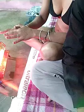 Coupleshow47 online show from 11/09/25, 10:41