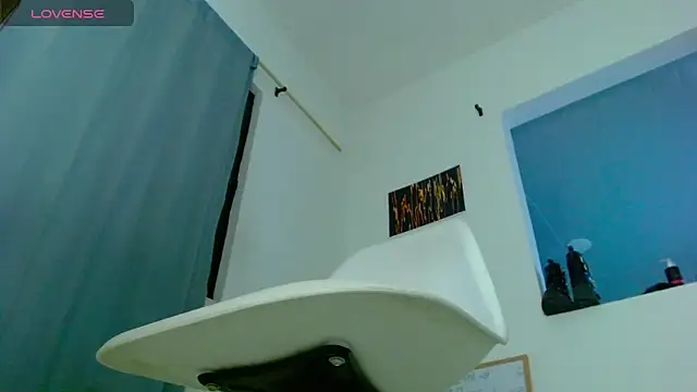 Snapshot of Maam_Ine chatting on 04/28/26, 02:27 Maam Ine online show from 04/28/26, 02:27