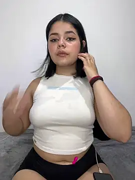 pretty angela1 online show from 02/05/25, 03:02