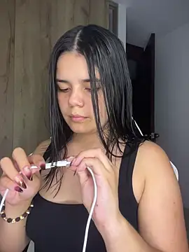 pretty angela1 online show from 12/18/25, 12:38