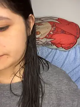 Snapshot of pretty_angela1 chatting on 07/18/26, 07:56 pretty angela1 online show from 07/18/26, 07:56