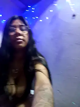 Pamelamilkk 1007 online show from 02/03/25, 01:19