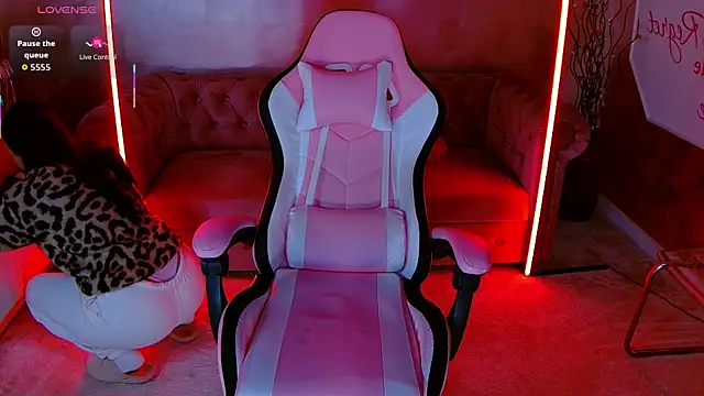 evanew  online show from 12/03/25, 04:42