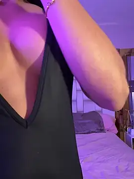 Karol Towers online show from 03/07/25, 02:46