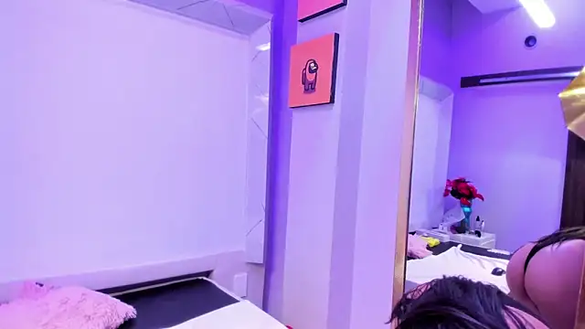 Snapshot of Chloe_Martini chatting on 03/12/26, 03:01 Chloe Martini online show from 03/12/26, 03:01