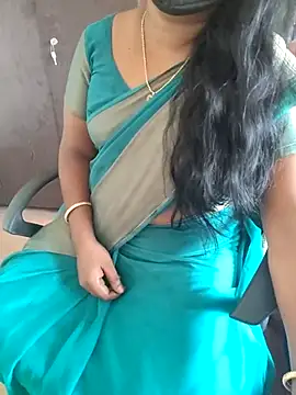 Snapshot of Tamil_roja69 chatting on 05/28/26, 05:38 Tamil roja69 online show from 05/28/26, 05:38