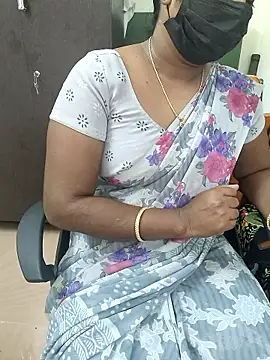 Snapshot of Tamil_roja69 chatting on 06/01/26, 01:24 Tamil roja69 online show from 06/01/26, 01:24