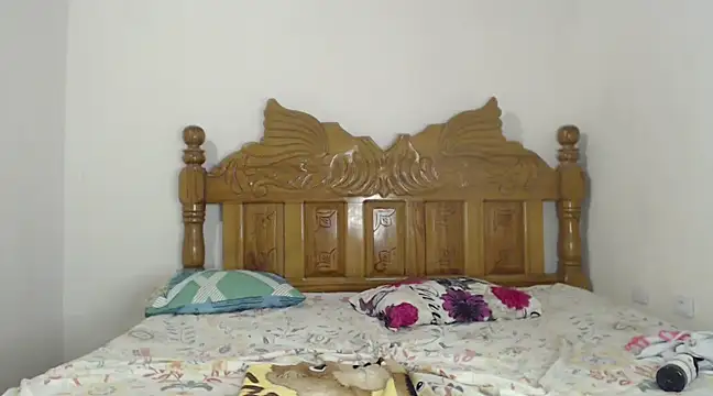 Coral0403 online show from 01/05/25, 01:03