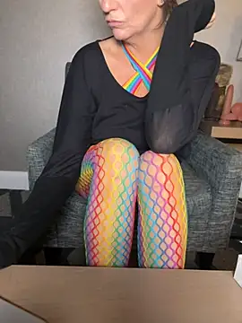 AlessasRoom online show from 11/10/25, 12:09