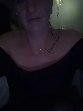 Snapshot of AlessasRoom chatting on 05/16/26, 06:43 AlessasRoom online show from 05/16/26, 06:43