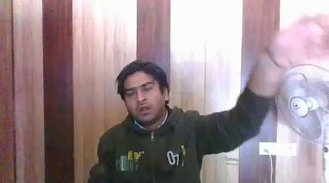 Snapshot of indihotguy chatting on 02/10/25, 07:26 indihotguy online show from 02/10/25, 07:26