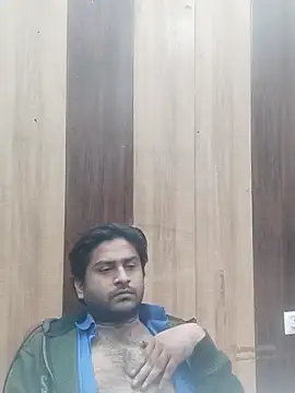 Snapshot of indihotguy chatting on 02/17/25, 10:40 indihotguy online show from 02/17/25, 10:40