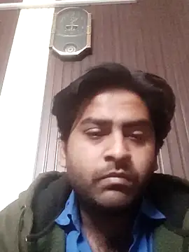 Snapshot of indihotguy chatting on 02/17/25, 01:42 indihotguy online show from 02/17/25, 01:42