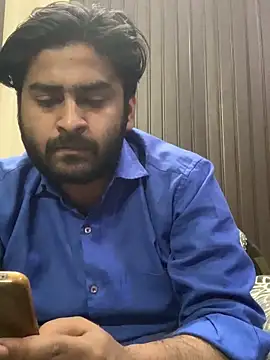 Snapshot of indihotguy chatting on 03/18/25, 06:26 indihotguy online show from 03/18/25, 06:26