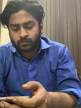 Snapshot of indihotguy chatting on 03/19/25, 05:50 indihotguy online show from 03/19/25, 05:50