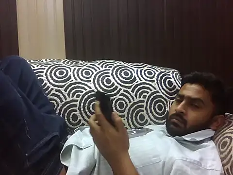 indihotguy online show from 02/18/26, 08:54