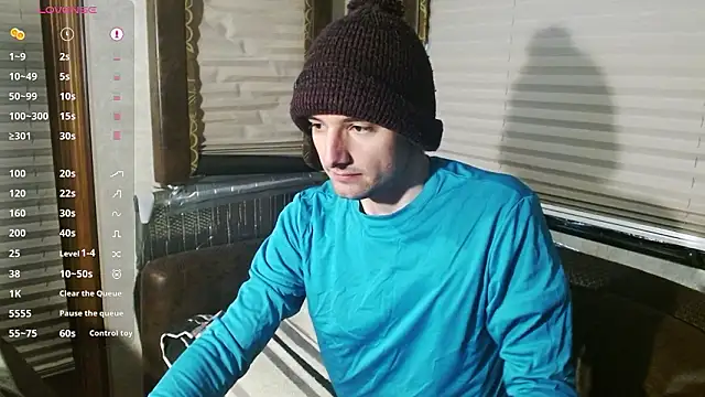 Snapshot of feelingverynaughty chatting on 02/07/26, 06:44 feelingverynaughty online show from 02/07/26, 06:44