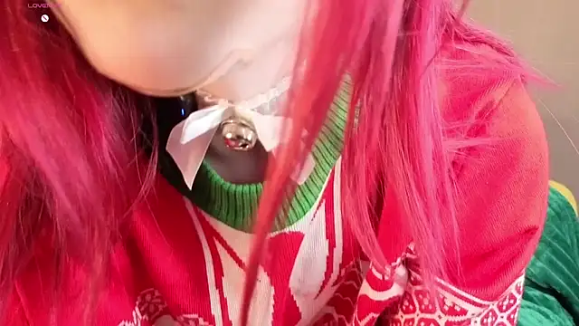 OhYumiYes online show from 12/19/25, 09:22