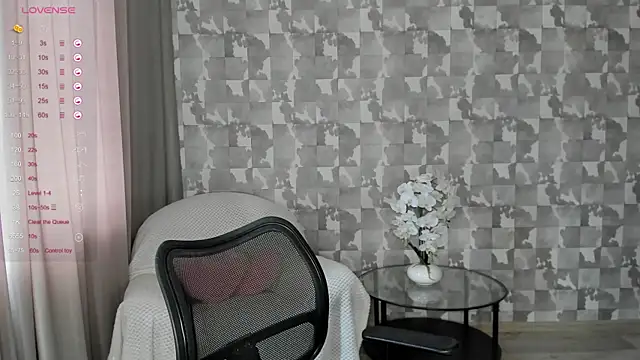 A delina online show from 03/22/25, 06:00