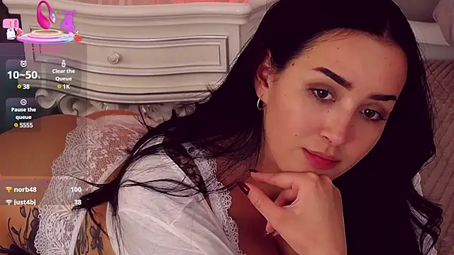 KimKhallifa online show from 03/05/25, 11:38