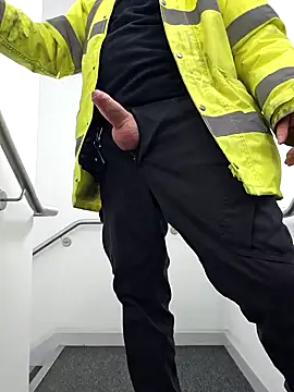 Naked Uk Guy online show from 02/17/25, 08:26