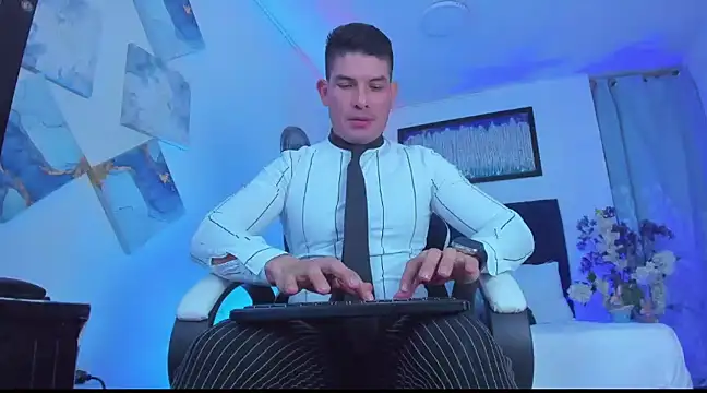 Andrewstelle coleman online show from 03/05/25, 02:03