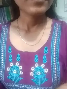 Snapshot of ananya_telugu chatting on 01/09/25, 05:13 ananya telugu online show from 01/09/25, 05:13