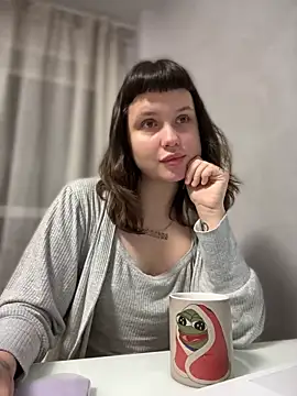 sunnysunday online show from 01/03/25, 01:38