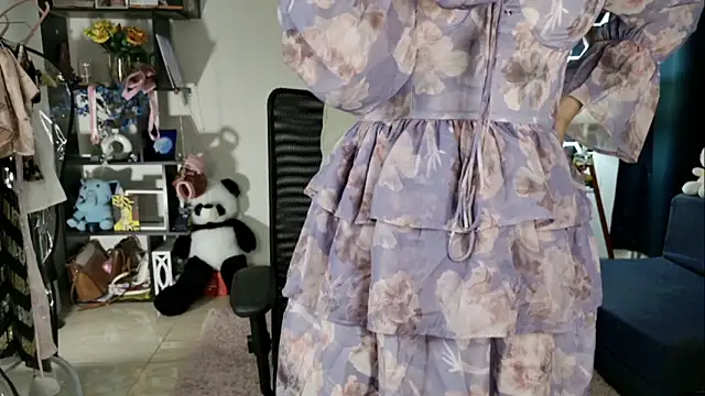 roseofvenom online show from 04/15/26, 05:20