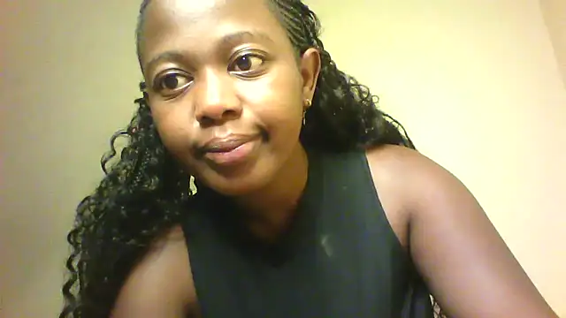 Snapshot of EssyCee01 chatting on 01/07/25, 07:10 EssyCee01 online show from 01/07/25, 07:10
