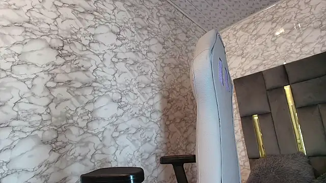 Lorena watson online show from 03/20/25, 03:45