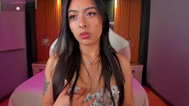 Snapshot of Camila_dupont chatting on 09/13/25, 04:01 Camila dupont online show from 09/13/25, 04:01