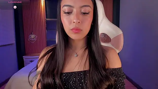 Snapshot of Camila_dupont chatting on 10/01/25, 04:18 Camila dupont online show from 10/01/25, 04:18