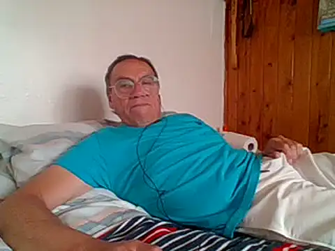 Snapshot of santiagon2015 chatting on 02/10/25, 06:03 santiagon2015 online show from 02/10/25, 06:03