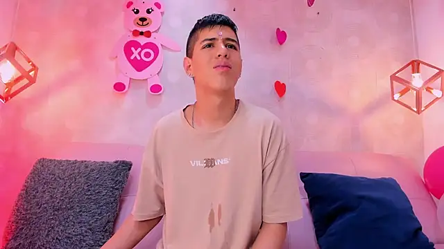 Angel Khouri online show from 02/21/25, 03:45