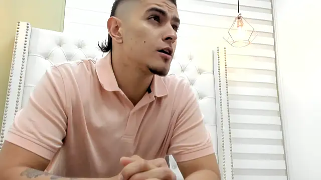 DAVID VICTORIAA online show from 09/19/25, 01:23