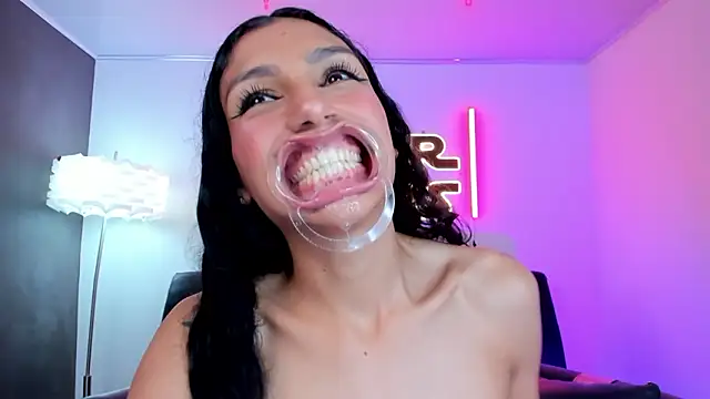 miss   evangeline online show from 02/03/26, 06:40