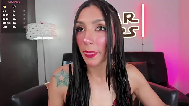 Snapshot of miss___evangeline chatting on 04/24/26, 02:36 miss evangeline online show from 04/24/26, 02:36