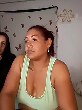 Snapshot of Abigail_BigTits chatting on 01/05/25, 06:13 Abigail BigTits online show from 01/05/25, 06:13