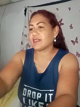 Snapshot of Abigail_BigTits chatting on 01/06/25, 06:03 Abigail BigTits online show from 01/06/25, 06:03