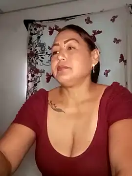 Snapshot of Abigail_BigTits chatting on 02/18/25, 06:26 Abigail BigTits online show from 02/18/25, 06:26