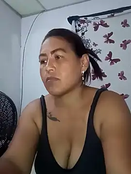 Snapshot of Abigail_BigTits chatting on 03/10/25, 01:34 Abigail BigTits online show from 03/10/25, 01:34