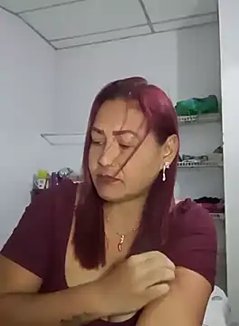 Snapshot of Abigail_BigTits chatting on 09/28/25, 02:50 Abigail BigTits online show from 09/28/25, 02:50